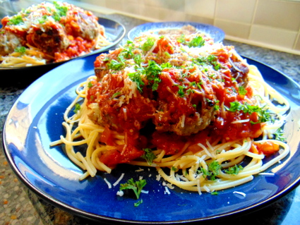 Turkey Meatballs and Italian Style Sauce, recipe, eat well on universal credit